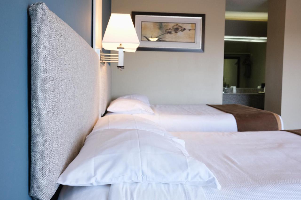 Regency Inn Of Eddyville Kuttawa ภายนอก รูปภาพ